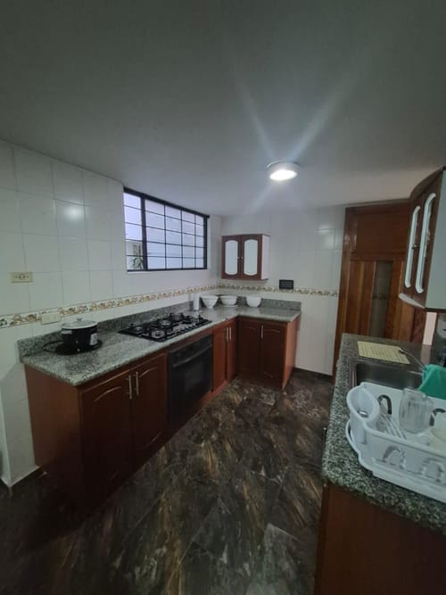Apartamento de 3 alcobas en venta en Santa Barbara, Bogotá, 145 m² · foto 5 de 24