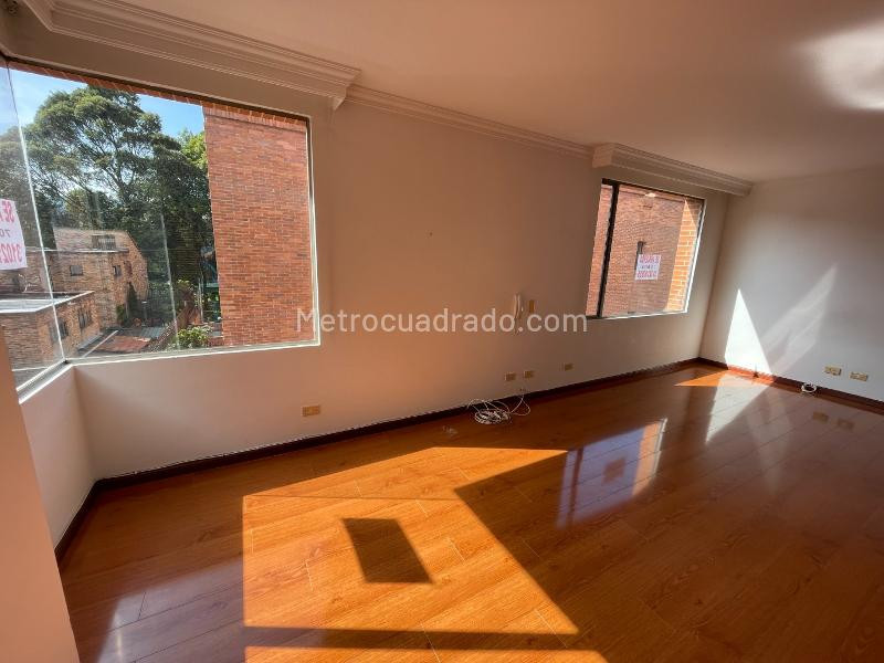 Apartamento en venta en San Patricio, Bogotá · foto 4 de 8