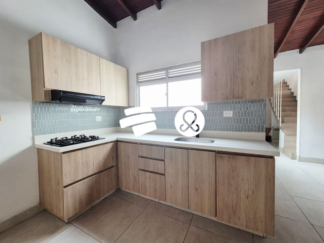 Apartamento de 5 alcobas en venta en Laureles, Medellín, 145 m² · foto 3 de 23