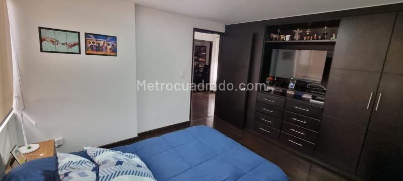 Casa de 4 alcobas en venta en San Patricio, Bogotá, 296 m² · foto 7 de 17