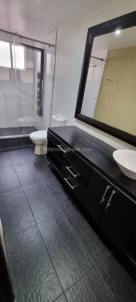 Casa de 4 alcobas en venta en San Patricio, Bogotá, 296 m² · foto 17 de 17
