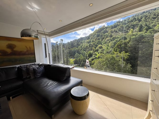 Apartamento de 3 alcobas en venta en Chico Norte, Bogotá, 200 m² · foto 6 de 23