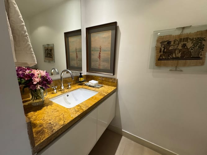 Apartamento de 3 alcobas en venta en Chico Norte, Bogotá, 200 m² · foto 19 de 23