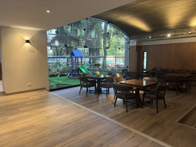 Apartamento de 3 alcobas en venta en Chico Norte, Bogotá, 200 m² · foto 23 de 23