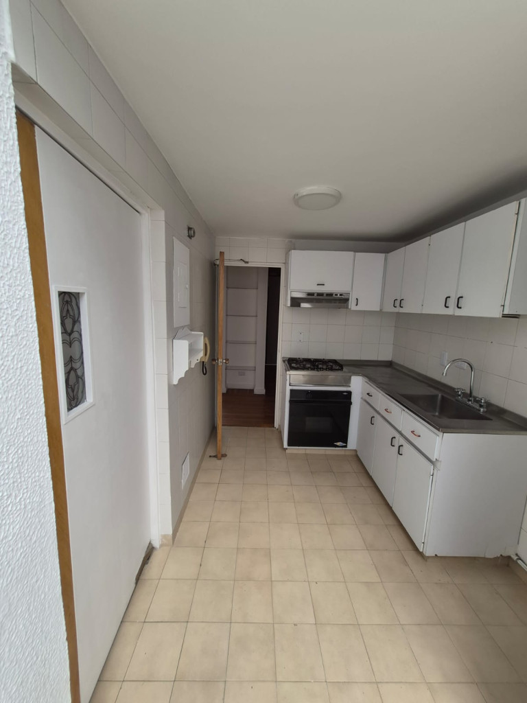 Apartamento en venta en Cedritos, Bogotá · foto 11 de 24
