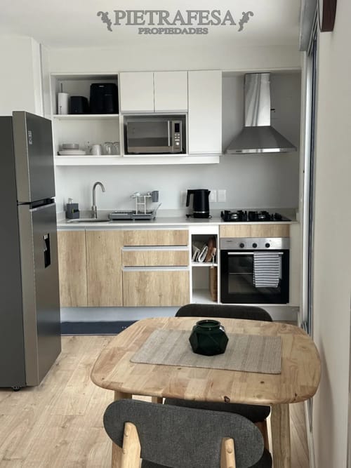 Penthouse en alquiler, 1 dormitorio, 1 baño, terraza, garaje . Equipado. Cordón. · Foto 6
