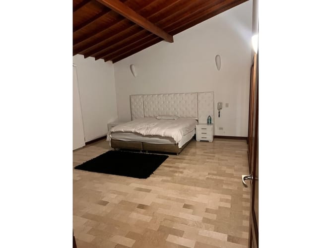 Casa de 4 alcobas en venta en Los Alpes, Pereira, 300 m² · foto 13 de 24