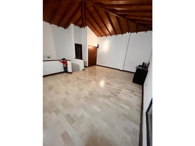 Casa de 4 alcobas en venta en Los Alpes, Pereira, 300 m² · foto 24 de 24
