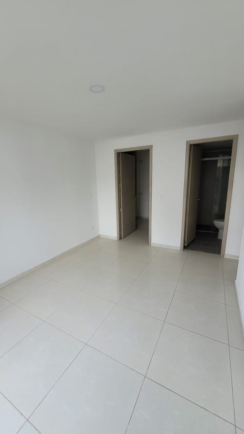 Apartamento de 3 alcobas en venta en Antonia Santos Centro, Bucaramanga, 85 m² · foto 9 de 15
