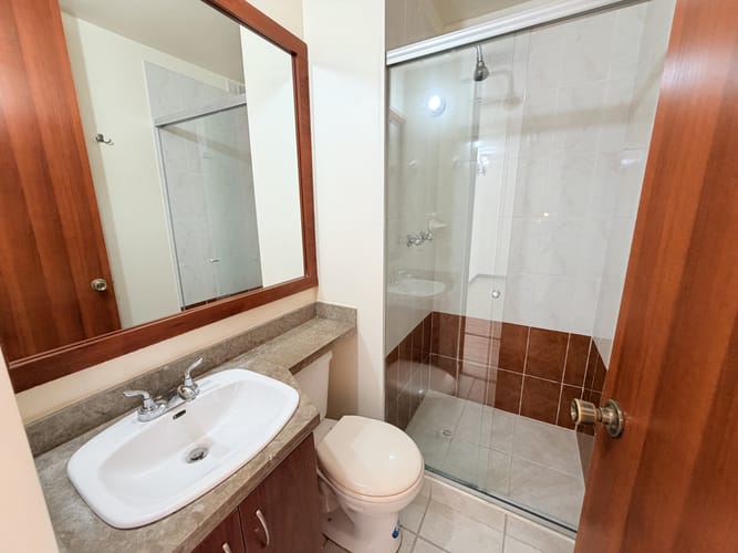 Casa en venta en Club De Los Lagartos, Bogotá · foto 11 de 24