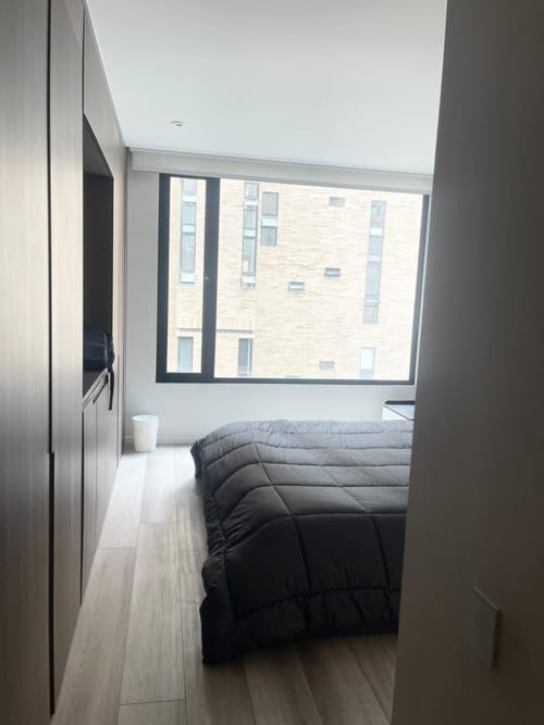 Apartamento de 1 alcoba en venta en Chico Norte, Bogotá, 74 m² · foto 10 de 12