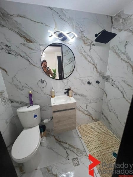 Casa de 5 alcobas en venta en El Poblado, Medellín, 395 m² · foto 13 de 24