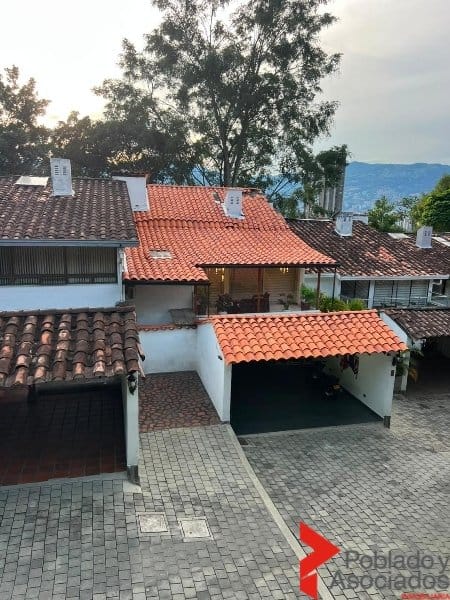 Casa de 5 alcobas en venta en El Poblado, Medellín, 395 m² · foto 24 de 24