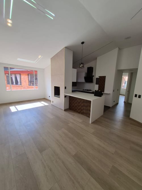 Apartamento de 2 alcobas en venta en Santa Paula, Bogotá, 98 m² · foto 4 de 24