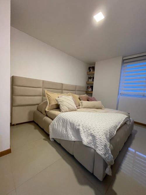 Apartamento de 2 alcobas en venta en Alto Del Medio, Rionegro, 78 m² · foto 10 de 17