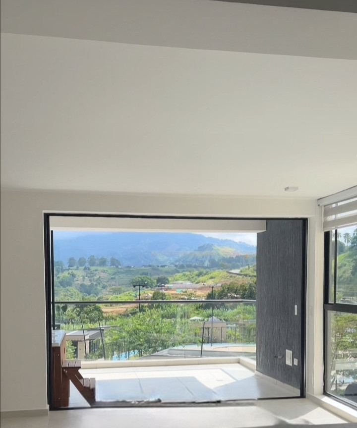 Apartamento en venta en Sector Galeria Central, Pereira · foto 3 de 15