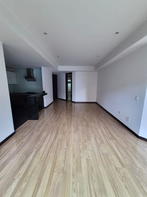 Apartamento de 3 alcobas en venta en Santa Barbara, Bogotá, 128 m² · foto 3 de 24