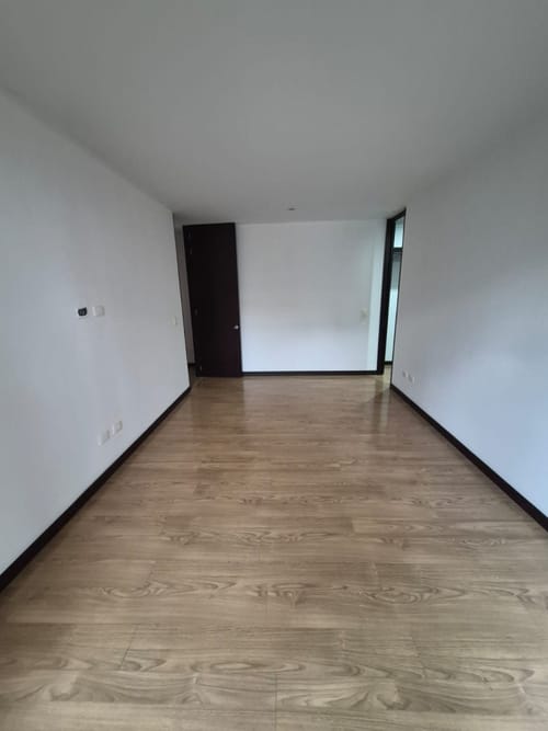 Apartamento de 3 alcobas en venta en Santa Barbara, Bogotá, 128 m² · foto 23 de 24