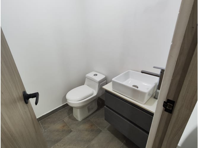Local en arriendo en Belen La Palma, Medellín, 50 m² · foto 6 de 6