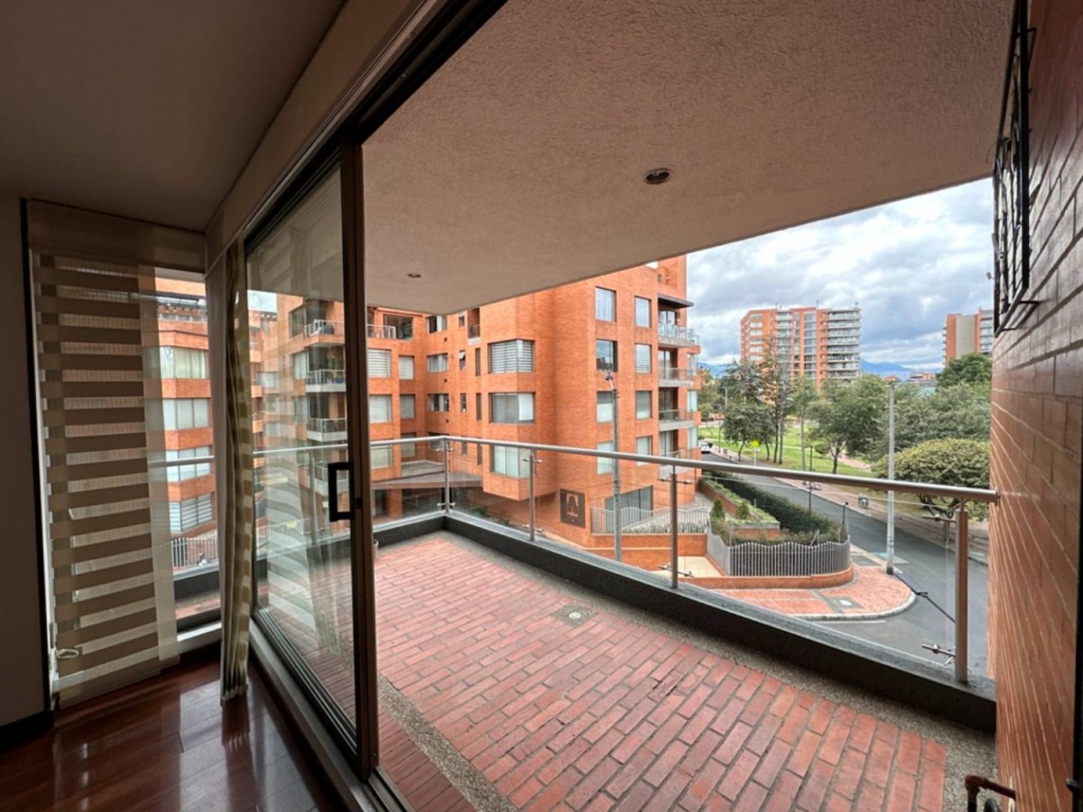 Apartamento en venta en Ciudad Salitre, Bogotá · foto 3 de 24