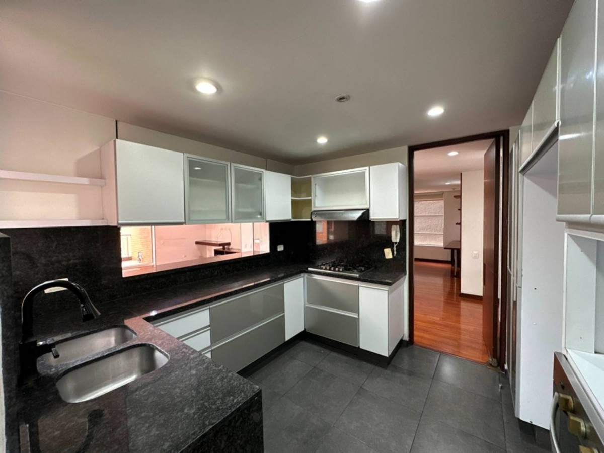 Apartamento en venta en Ciudad Salitre, Bogotá · foto 6 de 24