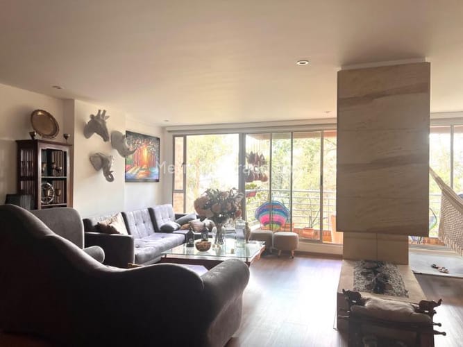 Apartamento de 3 alcobas en venta en Bosque Medina, Bogotá, 209 m² · foto 4 de 16