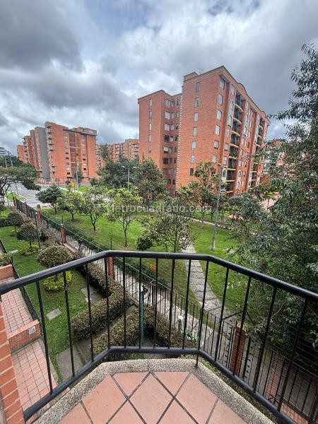 Apartamento en venta en Ciudad Salitre, Bogotá · foto 8 de 19