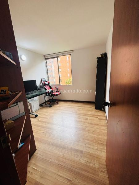 Apartamento en venta en Ciudad Salitre, Bogotá · foto 13 de 19