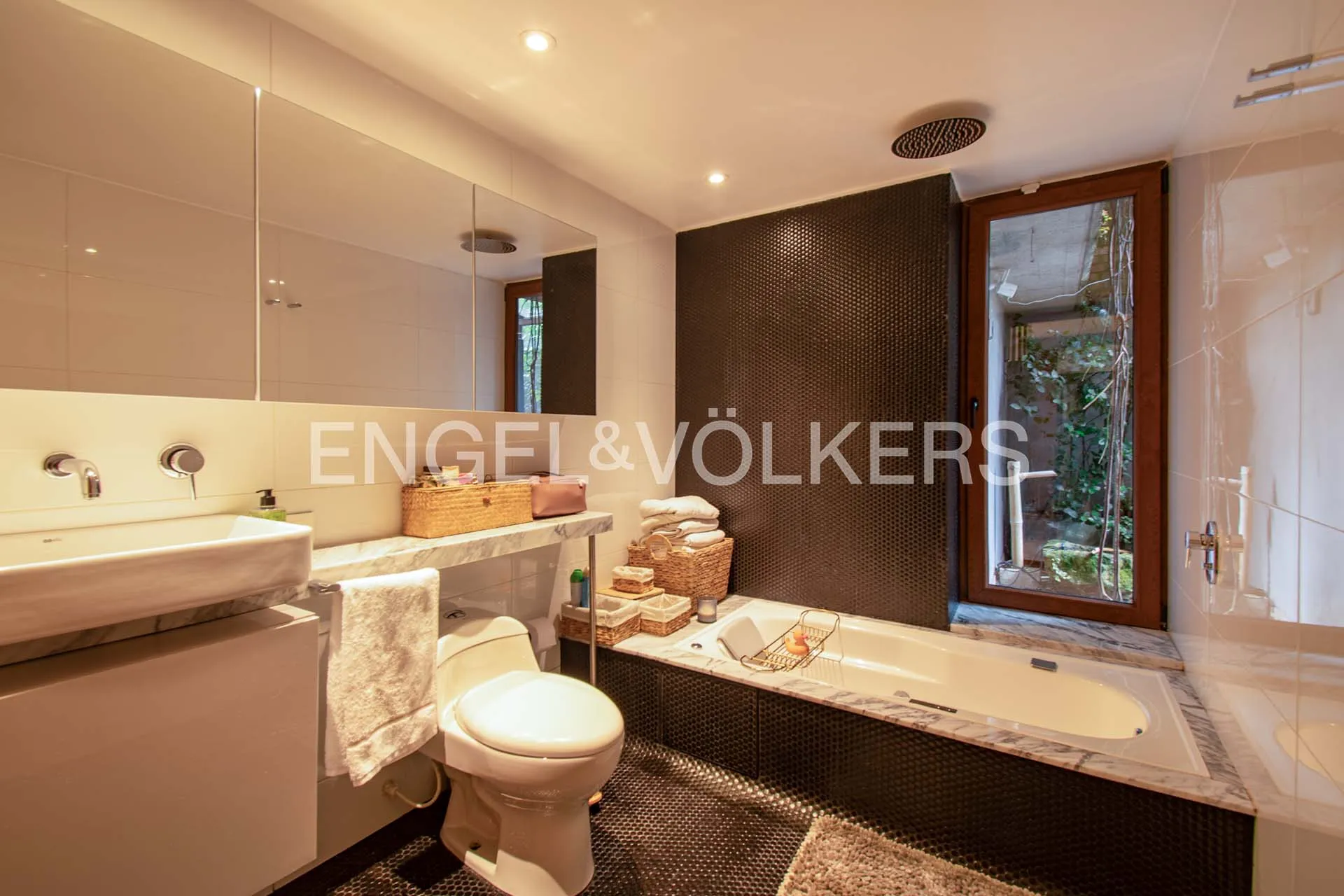Apartamento en venta en Los Rosales, Bogotá · foto 14 de 16