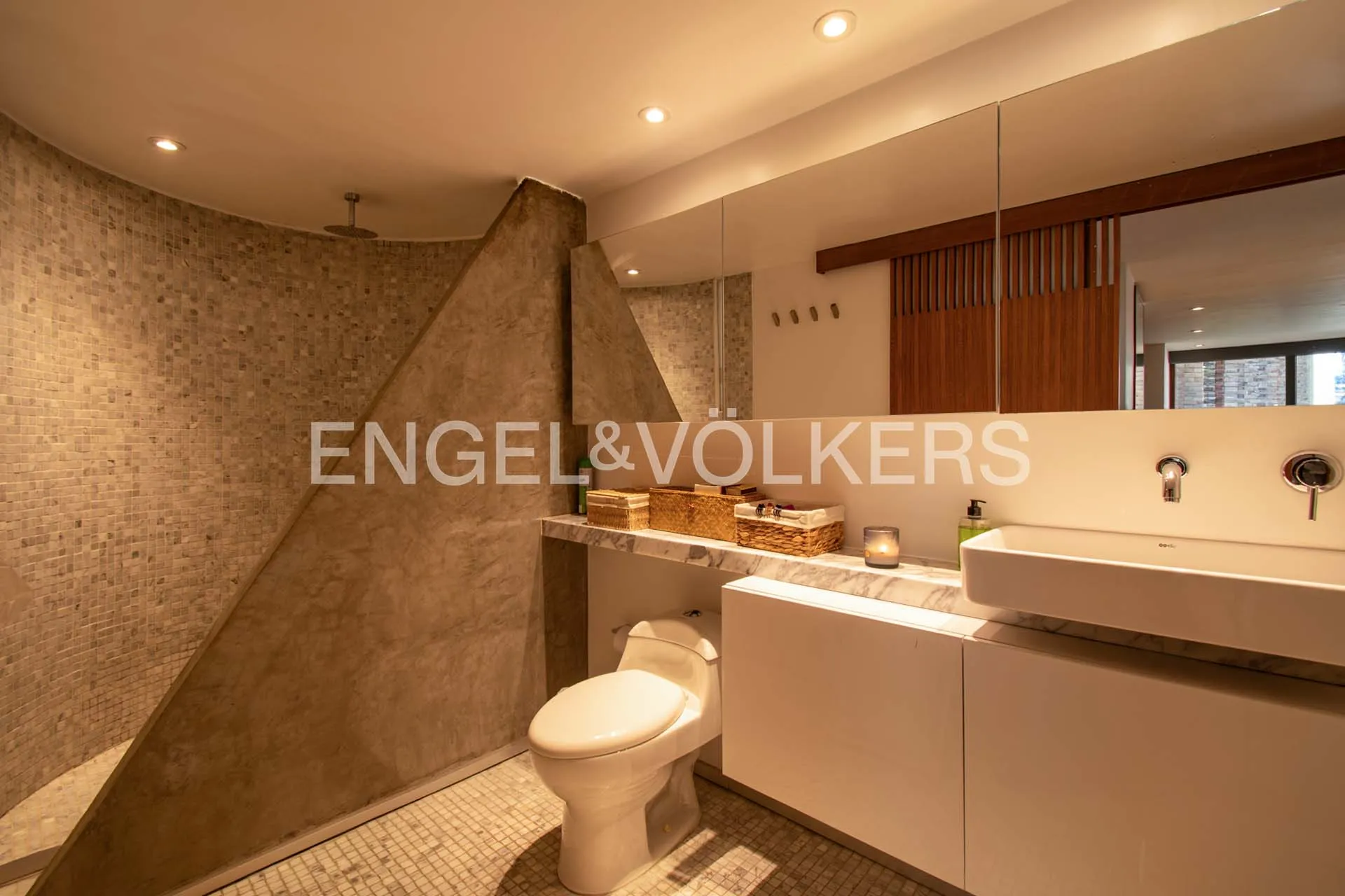 Apartamento en venta en Los Rosales, Bogotá · foto 10 de 16