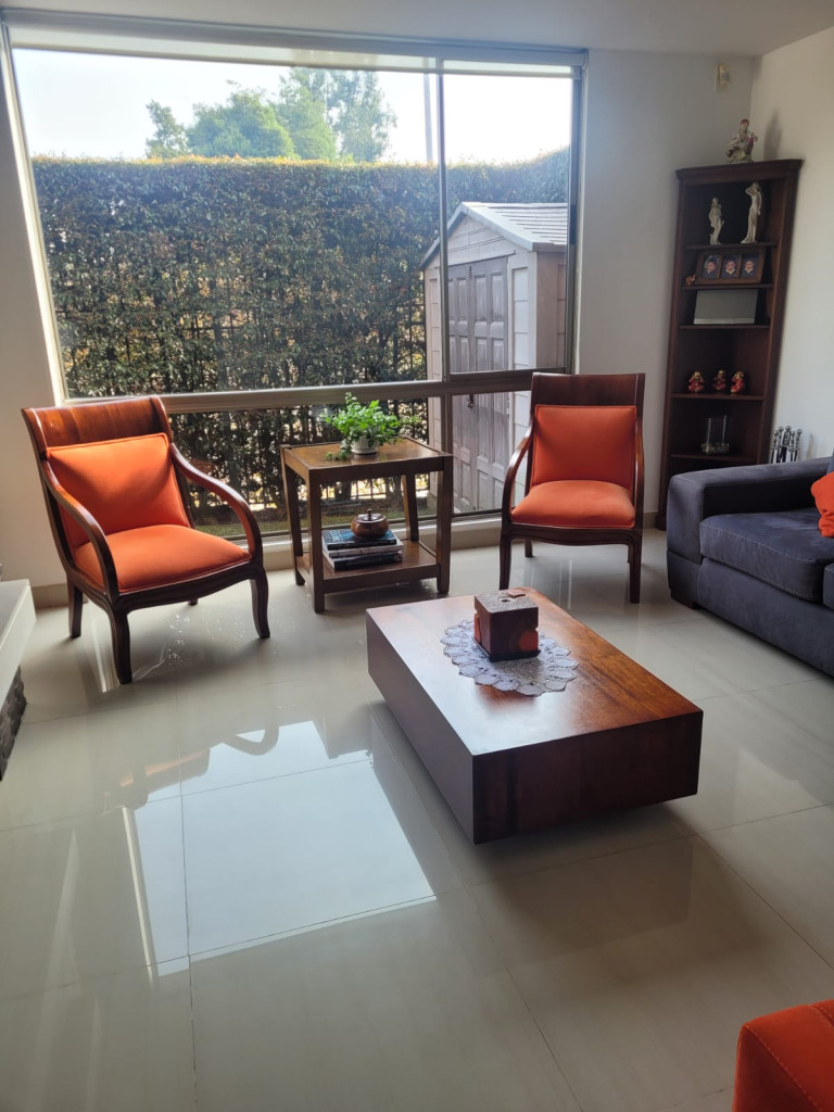 Casa en venta en Colina Campestre, Bogotá · foto 2 de 21