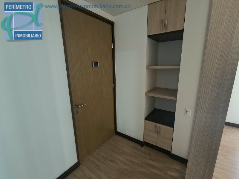Apartamento en arriendo en Los Balsos, Medellín · foto 2 de 24