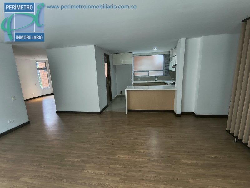 Apartamento en arriendo en Los Balsos, Medellín · foto 4 de 24