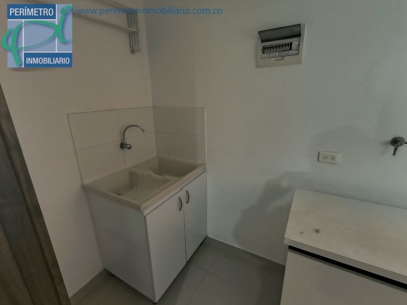 Apartamento en arriendo en Los Balsos, Medellín · foto 10 de 24