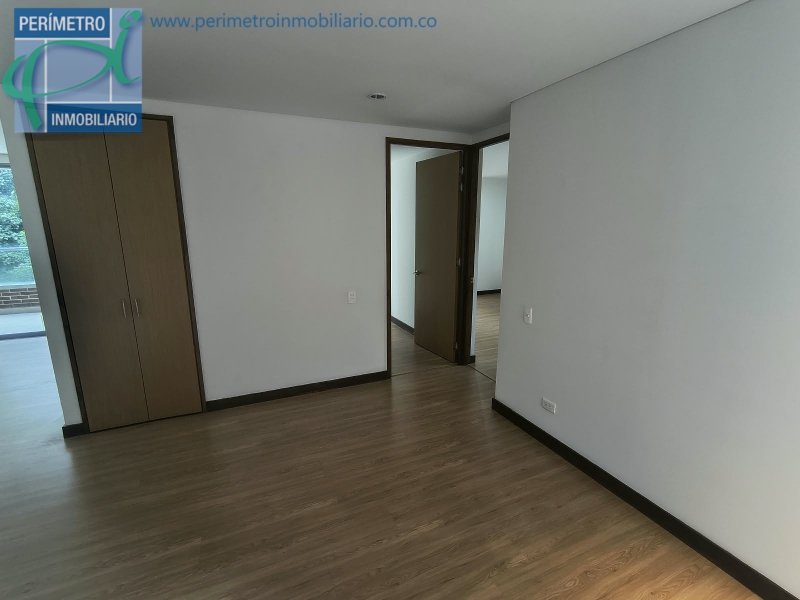 Apartamento en arriendo en Los Balsos, Medellín · foto 12 de 24