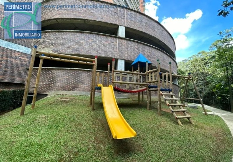 Apartamento en arriendo en Los Balsos, Medellín · foto 24 de 24