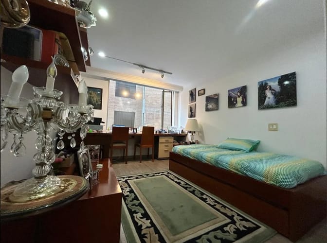 Apartamento de 3 alcobas en venta en La Carolina, Bogotá, 240 m² · foto 11 de 21