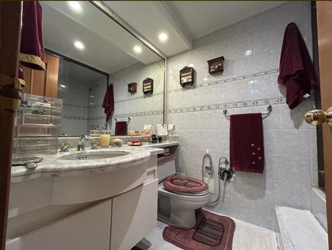 Apartamento de 3 alcobas en venta en La Carolina, Bogotá, 240 m² · foto 12 de 21