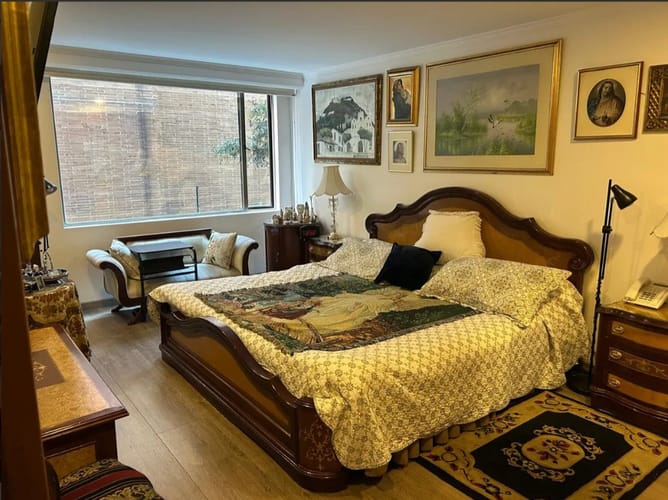 Apartamento de 3 alcobas en venta en La Carolina, Bogotá, 240 m² · foto 15 de 21