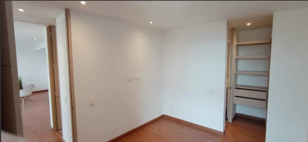 Apartamento en venta en El Redil, Bogotá · foto 11 de 14