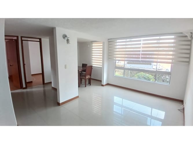 Apartamento de 2 alcobas en venta en Sietetrojes, Funza, 53 m² · foto 2 de 23
