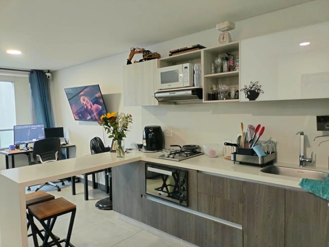 Apartamento de 1 alcoba en venta en El Poblado, Medellín, 44 m² · foto 4 de 9