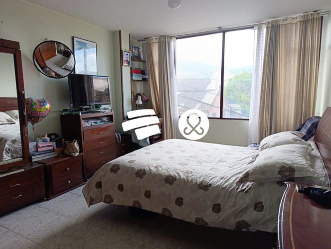 Casa de 4 alcobas en venta en Molinos Del Sur, Bogotá, 540 m² · foto 22 de 24