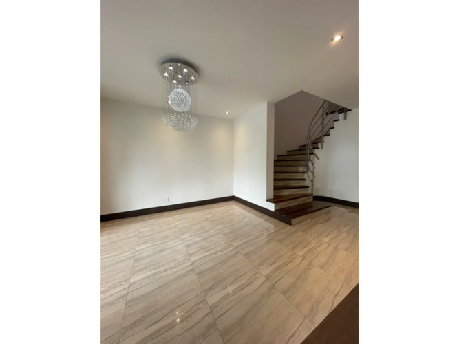 Apartaestudio en venta en Pinares, Pereira, 258 m² · foto 11 de 19