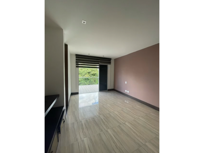 Apartaestudio en venta en Pinares, Pereira, 258 m² · foto 13 de 19