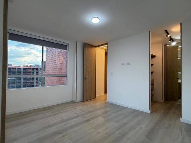 Apartamento en venta en Villa Del Parque, Medellín · foto 2 de 12