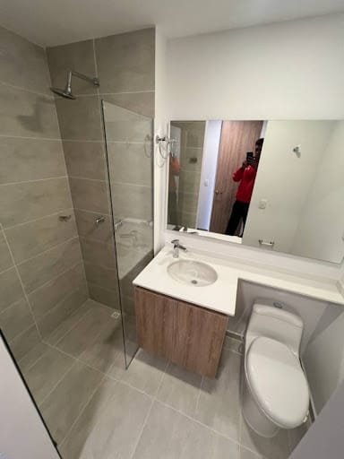 Apartamento de 3 alcobas en arriendo en El Carmelo Ii, Sabaneta, 80 m² · foto 13 de 14
