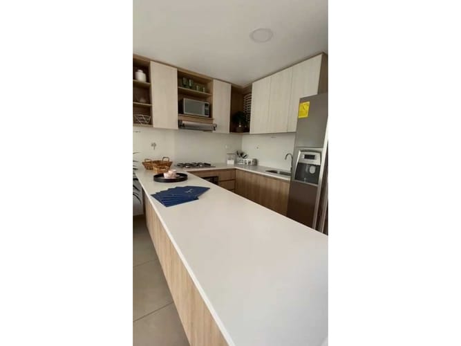 Apartamento de 3 alcobas en venta en Mayorca, Sabaneta, 83 m² · foto 2 de 24