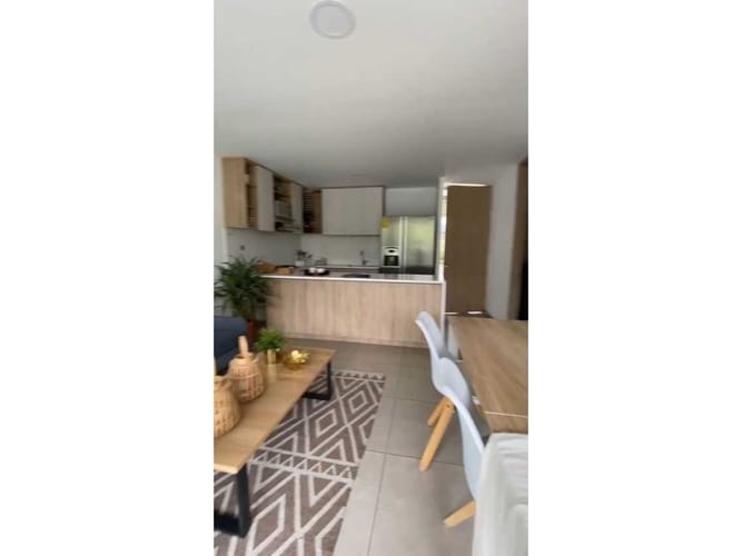 Apartamento de 3 alcobas en venta en Mayorca, Sabaneta, 83 m² · foto 3 de 24