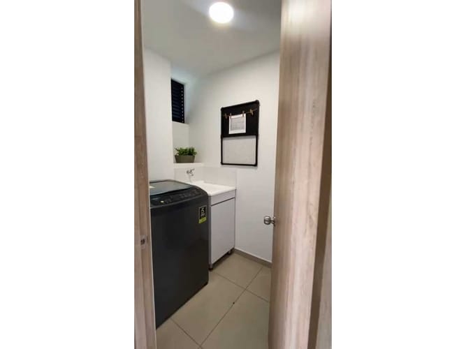 Apartamento de 3 alcobas en venta en Mayorca, Sabaneta, 83 m² · foto 20 de 24